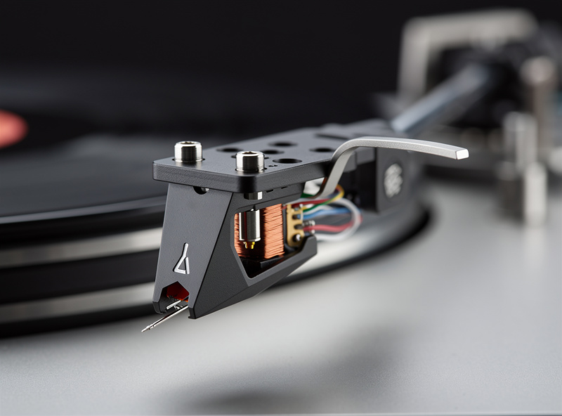 Moving coil cartridge cantilever