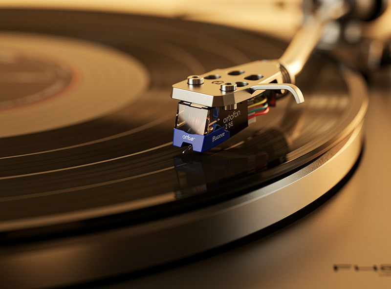 Fluance RT85 turntable with Ortofon 2M Blue cartridge close-up