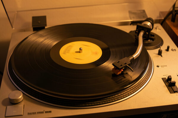 Record spinning with the tonearm stuck in one groove